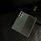 Samsung Galaxy Z Fold 7 Case | Hard Carbon Fiber Magnetic Full-Coverage Protective Back Cover